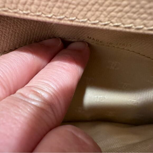 Chanel Vintage Beige Leather Wallet Clutch Authentic CC Logo Snap Closure - Picture 13 of 15